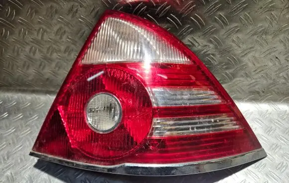 Ford Mondeo Mk III Rear/tail lights 11A431B