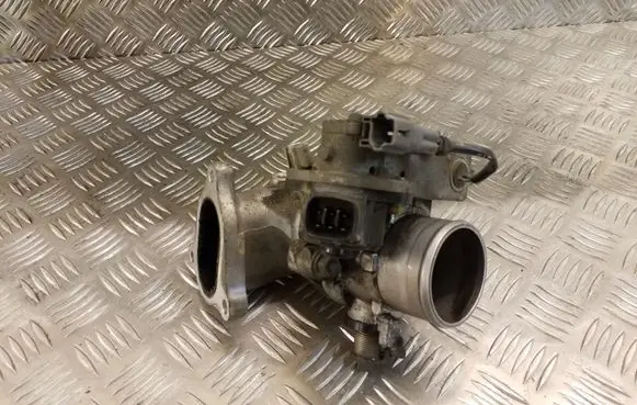 Toyota Corolla Verso E121 Engine shut-off valve 8967221020 5A17