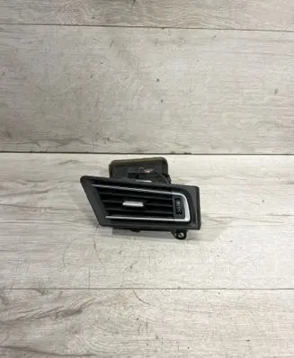 BMW 7 F01 F02 F03 F04 Dashboard side air vent grill/cover trim 9115858