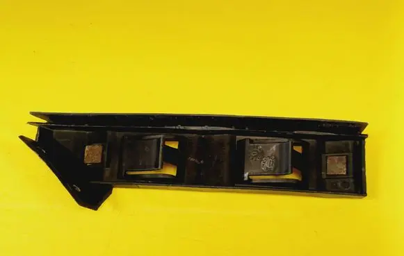 Seat Toledo II (1M) Front bumper mounting bracket 1M0807050B