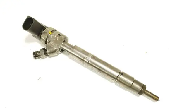 Mercedes-Benz C W203 Fuel injector A6110700987