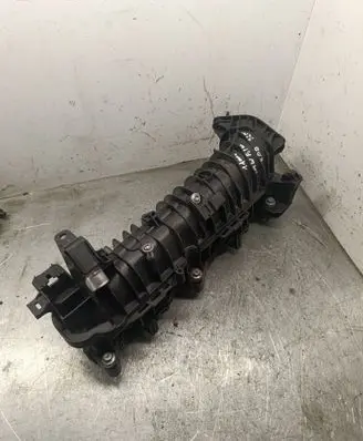 BMW 5 F10 F11 Intake manifold 7807991