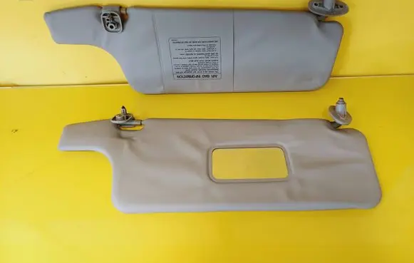 Mazda 323 F Sun visor