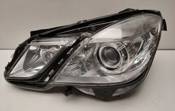 Mercedes-Benz E W212 Headlight/headlamp A2128205761