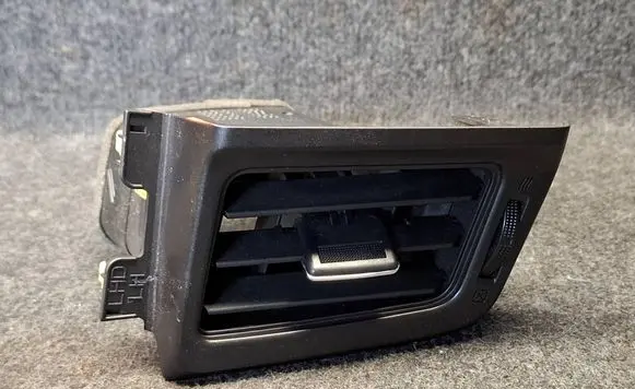Toyota RAV 4 (XA40) Dashboard side air vent grill/cover trim 5567042080 5567042090 5567042100