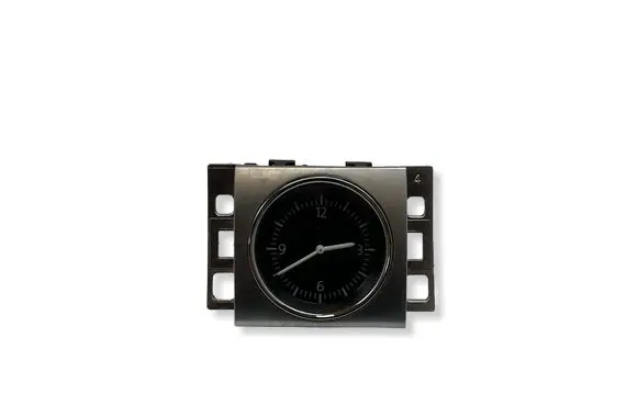 Volkswagen PASSAT B7 Clock 3AA919204A