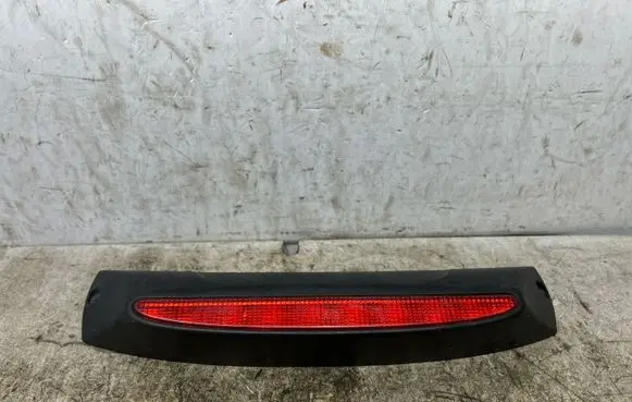 Iveco Daily 5th gen Third/center stoplight 0214790000