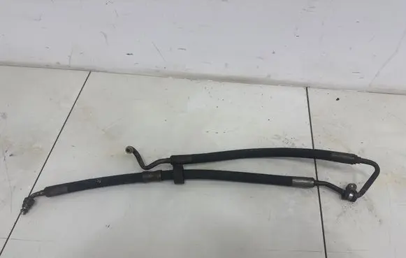 Mercedes-Benz C W203 Power steering hose/pipe/line 