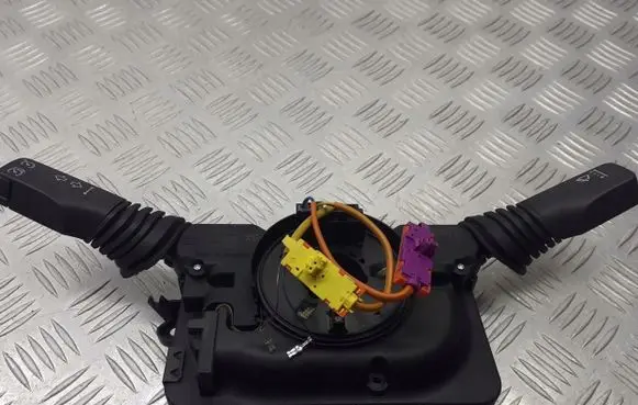 Opel Astra H Headlight wiper switch 13198908
