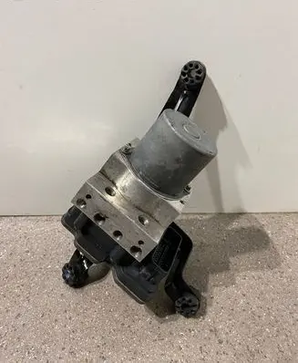 BMW X5 F15 ABS Pump 6864794 34516864794 34526864795