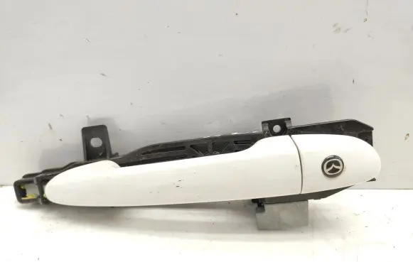 Mazda 2 Front door exterior handle R8375