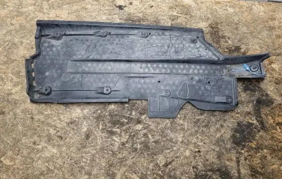 Audi A1 Side bottom protection 6R0825201H