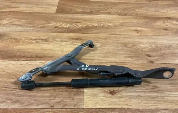 Mazda 3 I Tailgate/trunk strut/damper BN8W56930B 8771TH0425N
