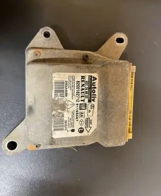 Renault Trafic II (X83) Airbag control unit/module 602368800 8200162712