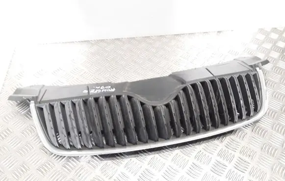 Skoda Roomster (5J) Front bumper upper radiator grill 5J0853668A 0020101127 013000102