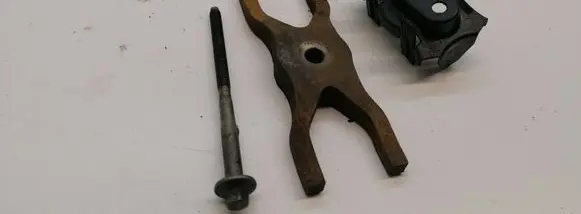 Fuel Injector clamp holder