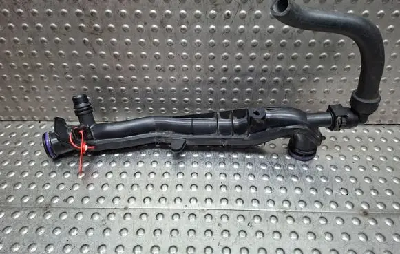 Peugeot 208 I Engine coolant pipe/hose S26279161 9834388280