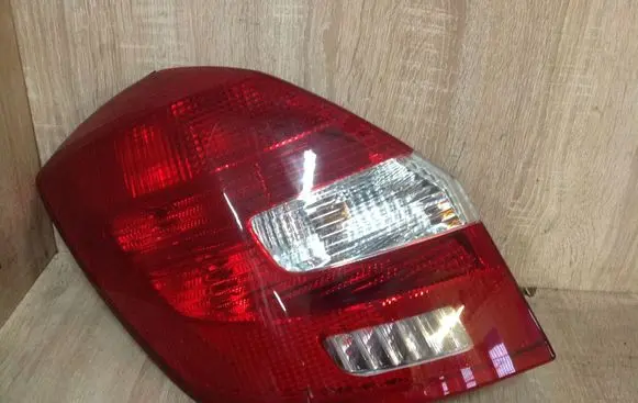 Skoda Fabia Mk2 (5J) Rear/tail lights 086651914L