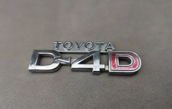 Toyota Corolla Verso E121 Fender model badge letters 
