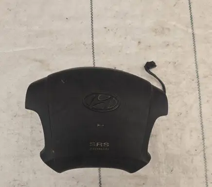 Steering wheel airbag