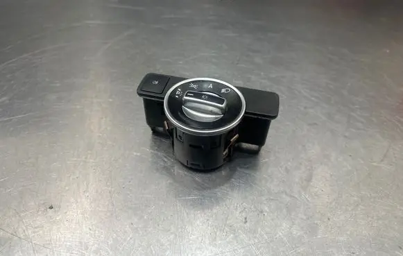 Mercedes-Benz E W212 Light switch