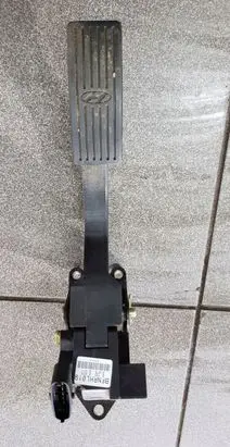 Hyundai H-1, Starex, Satellite Accelerator throttle pedal 351904X600