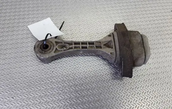 Audi A3 S3 8L Gearbox mount