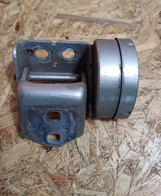 Renault Megane II Front door lower hinge 