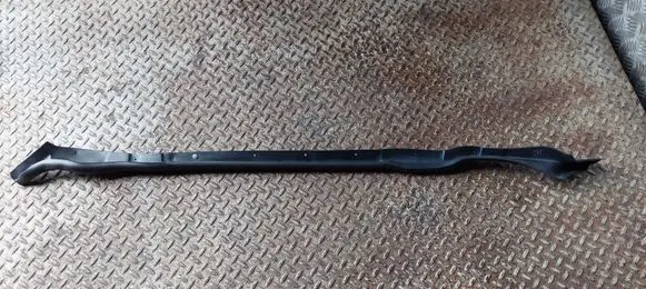 Buick Encore I Engine compartment rubber 