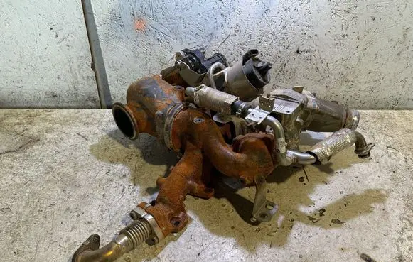 BMW X1 U11 Turbo 9885976 17459700046 A6751037549600348