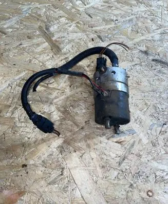 Volkswagen PASSAT B5.5 Brake power pressure regulator 8E0614175D