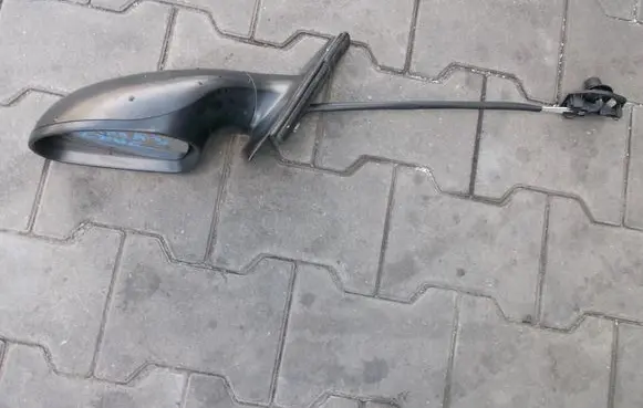 Audi A3 S3 8V Manual wing mirror 