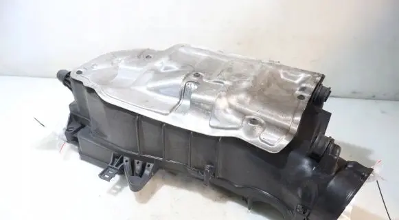 Infiniti Q50 Air filter box 8066090000