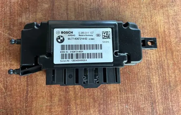 BMW 3 F30 F35 F31 Airbag control unit/module 0285011137 9267214 31926721402H