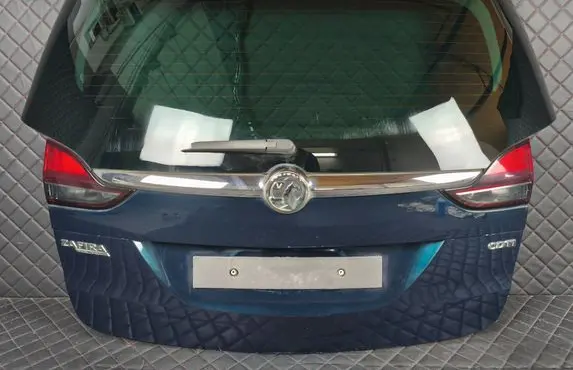 Opel Zafira C Truck tailgate
