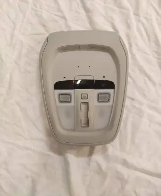 Volvo S60 Front seat light 32392105