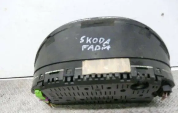 Skoda Fabia Mk2 (5J) Engine control unit/module 03C906024D