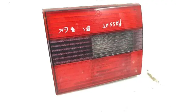Volkswagen PASSAT B4 Tailgate rear/tail lights 3A9945107B