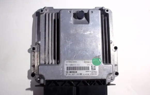 Engine ECU kit and lock set