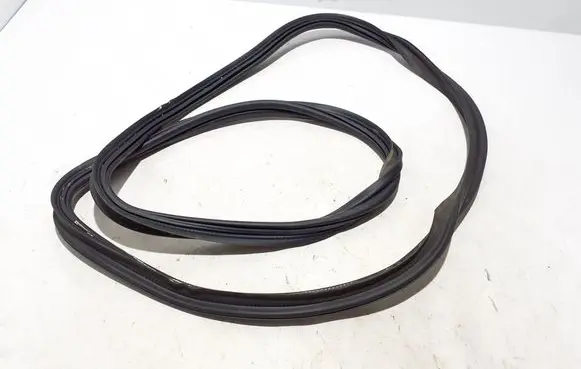 Mercedes-Benz C W206 Trunk rubber seal (body) A2067501300