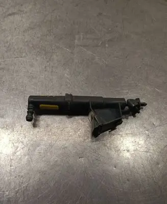 Volvo C30 Headlight washer spray nozzle 1307030347 30661085003 0506072