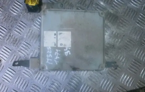 Mazda 323 Engine control unit/module