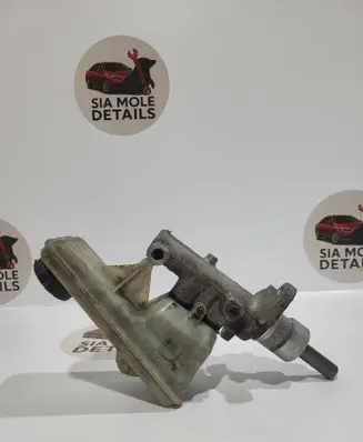 Renault Trafic II (X83) Master brake cylinder 32067008C