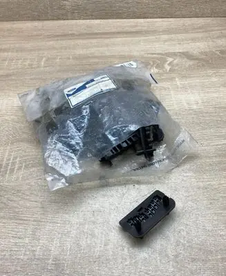 Ford Focus Other body part 3680267 98ABA030A12AB