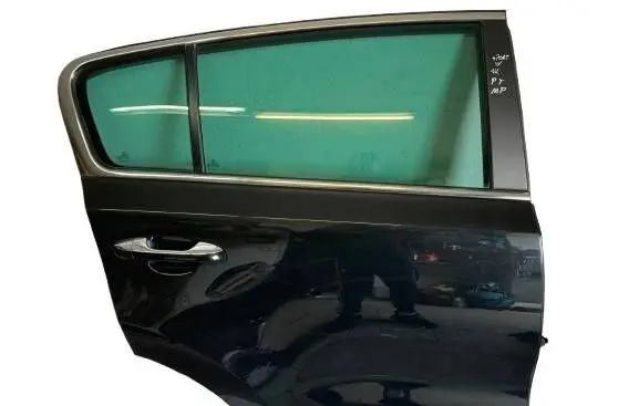 KIA Sportage Rear door