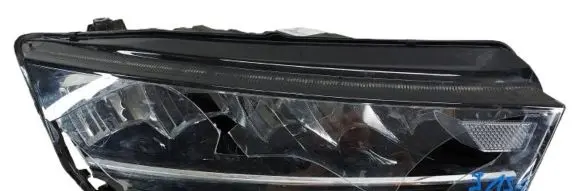 Skoda Octavia Mk4 Headlight/headlamp 5e4941016-kolumb