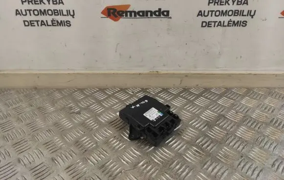 Mercedes-Benz B W245 Door control unit/module A1698203185 1000176401 G4074807123104