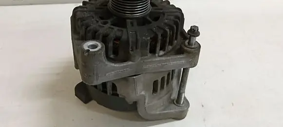 BMW 5 F10 F11 Generator/alternator 8507624 410072317