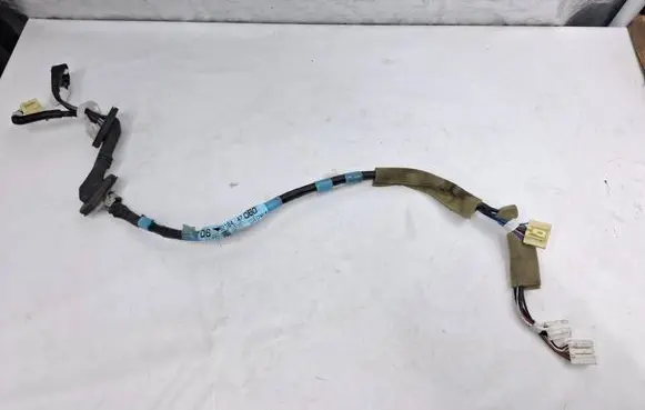 Toyota Prius (XW20) Tailgate/trunk wiring harness 8218447060