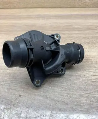 BMW 3 E46 Thermostat/thermostat housing 7785052 1785053